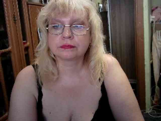 LOLA88888 webcam