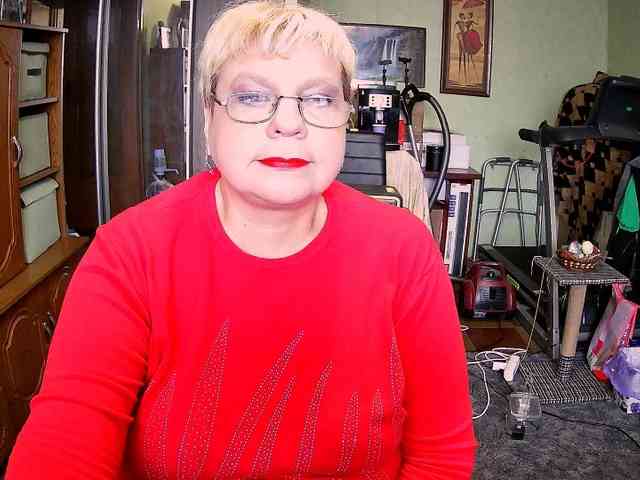 LOLA88888 webcam