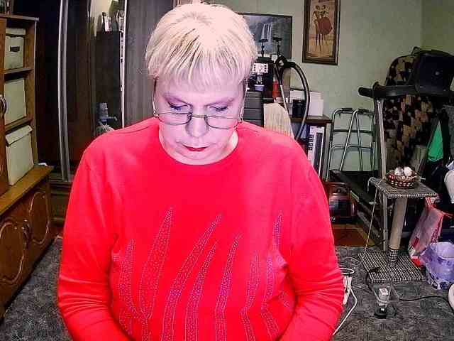 LOLA88888 webcam