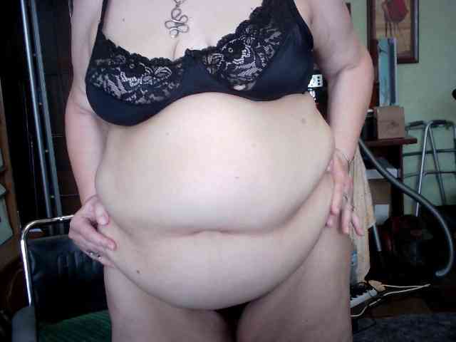 LOLA88888 webcam