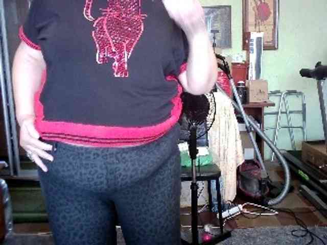 LOLA88888 webcam