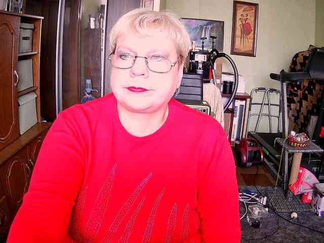 LOLA88888 webcam