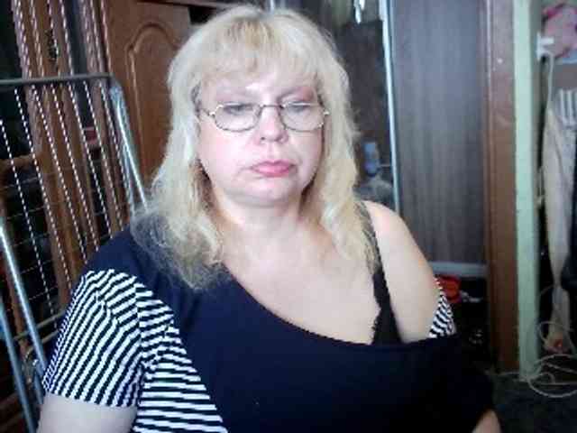 LOLA88888 webcam