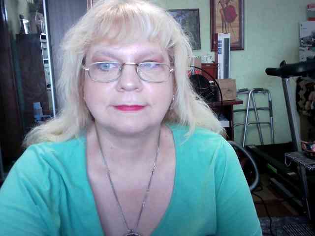 LOLA88888 webcam