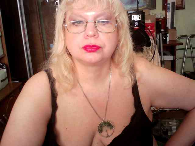 LOLA88888 webcam