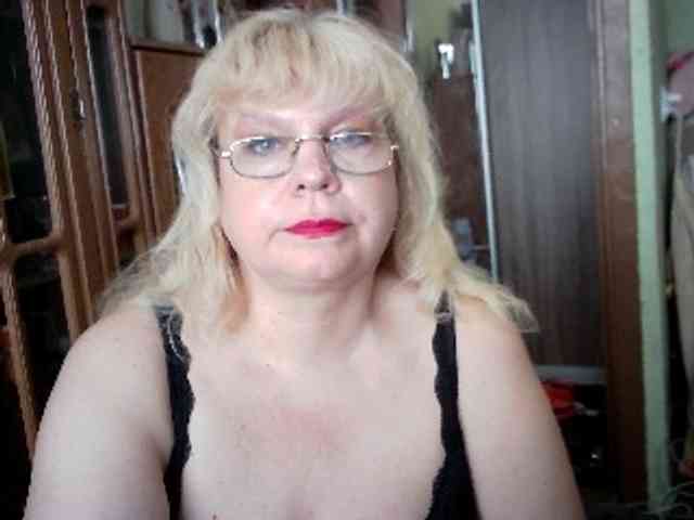 LOLA88888 webcam