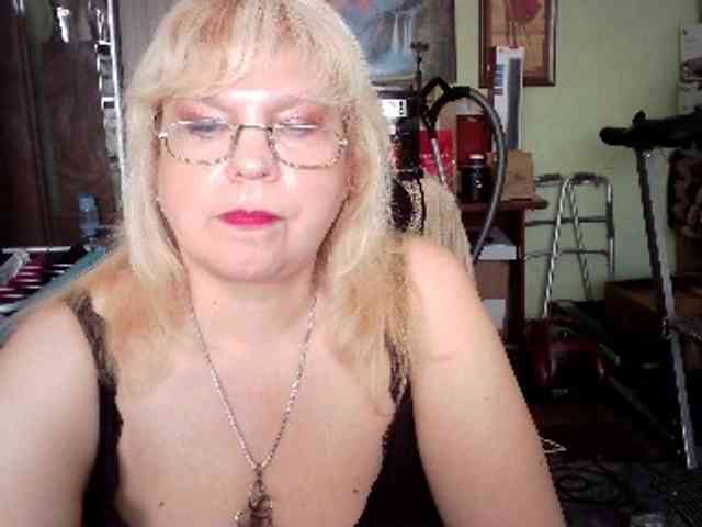 LOLA88888 webcam
