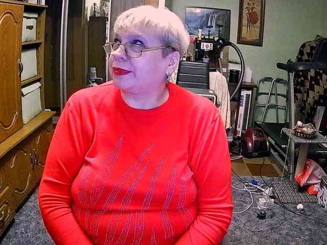 LOLA88888 webcam