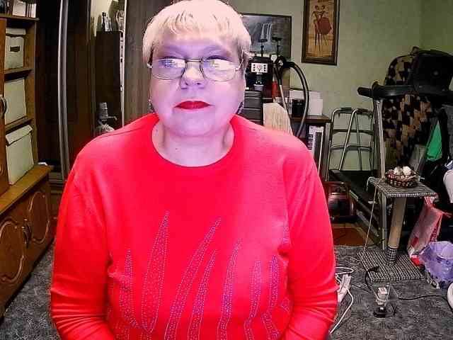 LOLA88888 webcam