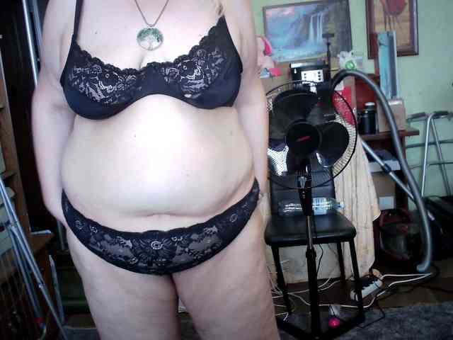 LOLA88888 webcam