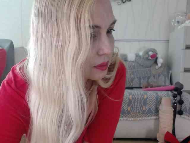 Kamila5555555 webcam