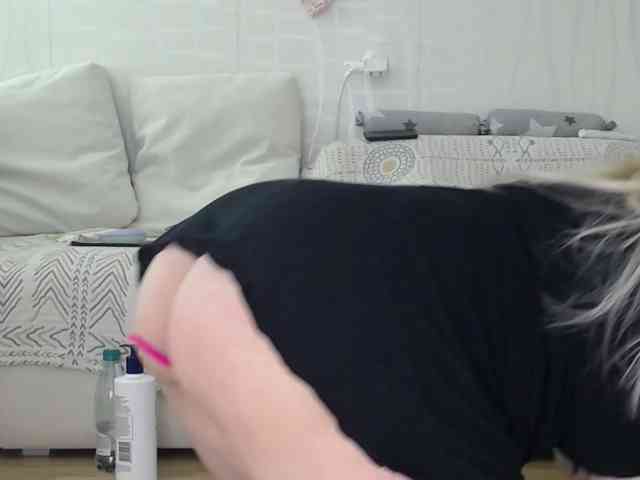 Kamila5555555 webcam