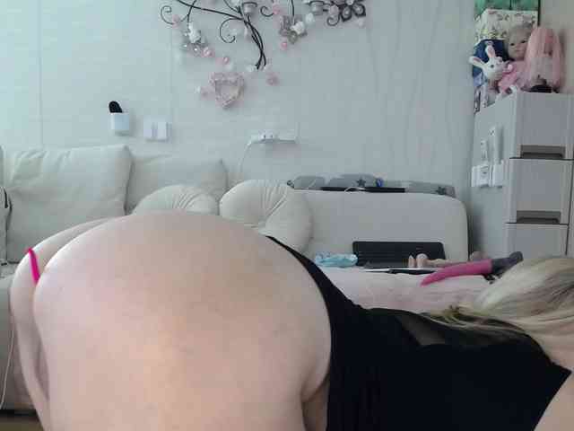 Kamila5555555 webcam