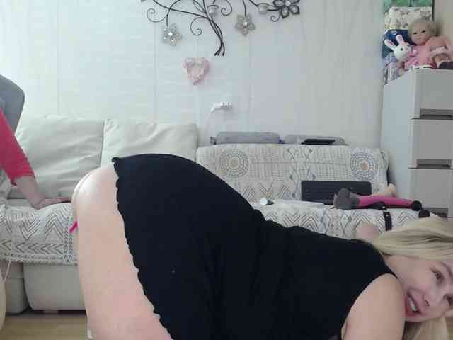 Kamila5555555 webcam