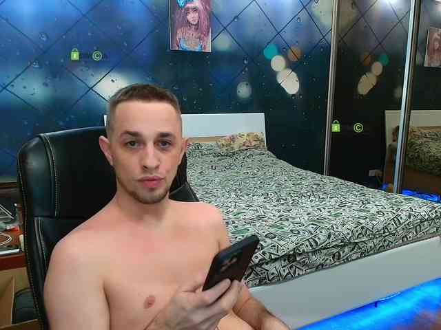 -MrLover-