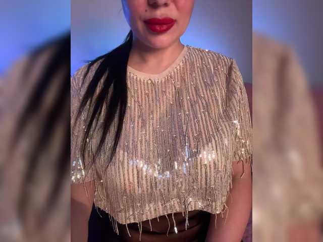 DianaCharming's BongaCams show and profile