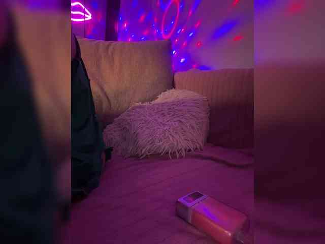 Sugarbaby33 webcam