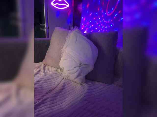 Sugarbaby33 webcam