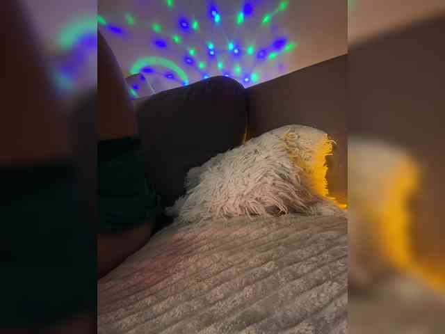 Sugarbaby33 webcam