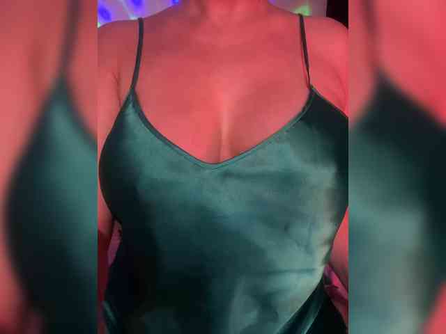 Sugarbaby33 webcam