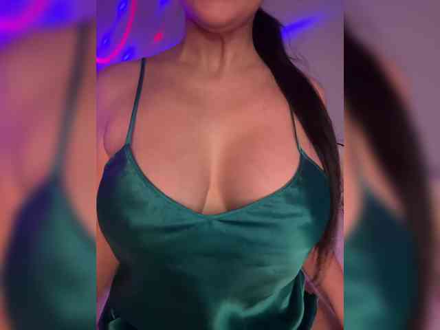 Sugarbaby33 webcam