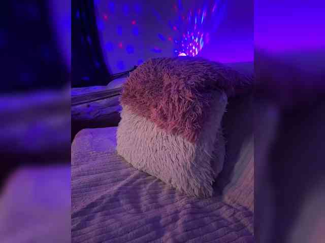 DianaCharming DianaCharming