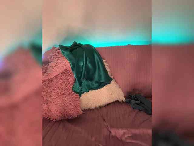 DianaCharming Live Webcam on BongaCams