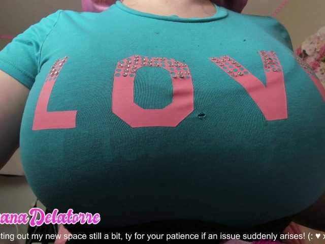 AyanaXOXO's BongaCams show and profile