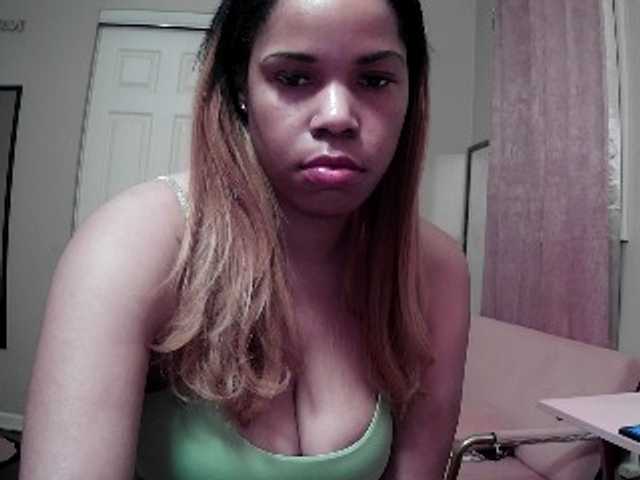 pinkrackz's BongaCams show and profile