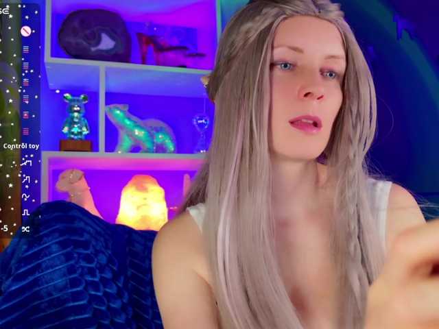 -Fresh-'s BongaCams show and profile