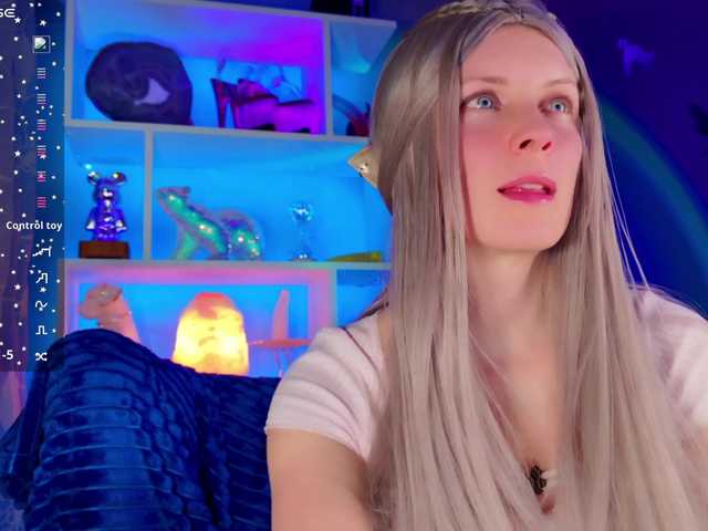 -Fresh-'s BongaCams show and profile