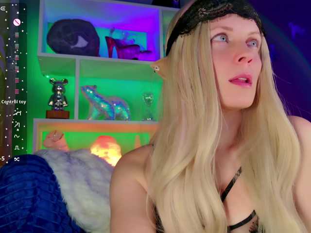 -Fresh-'s BongaCams show and profile