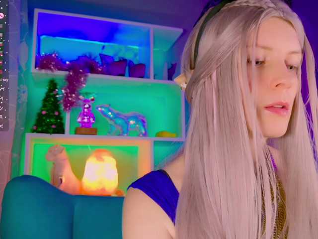 -Fresh-'s BongaCams show and profile