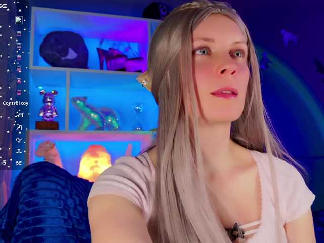 -Fresh-'s BongaCams show and profile