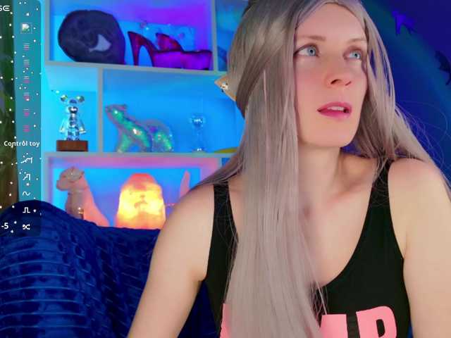 -Fresh-'s BongaCams show and profile