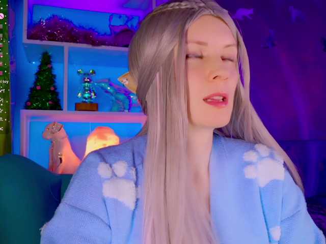 -Fresh-'s BongaCams show and profile