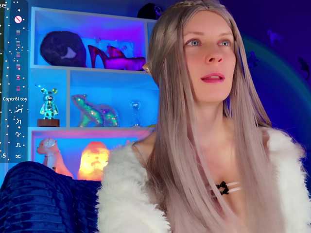 -Fresh-'s BongaCams show and profile