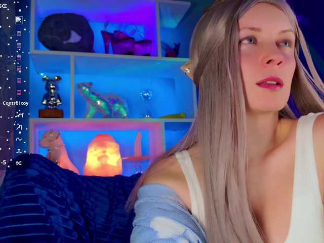 -Fresh-'s BongaCams show and profile