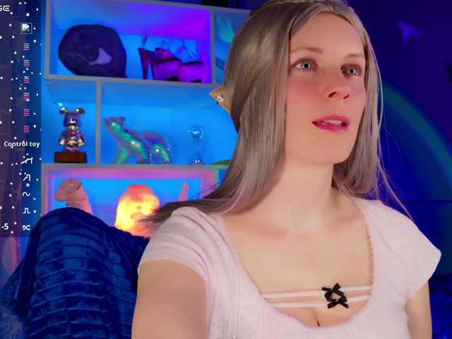 -Fresh-'s BongaCams show and profile