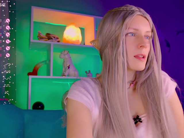 Gorgeous -Fresh- wants you to fuck her body now -Fresh- from BongaCams