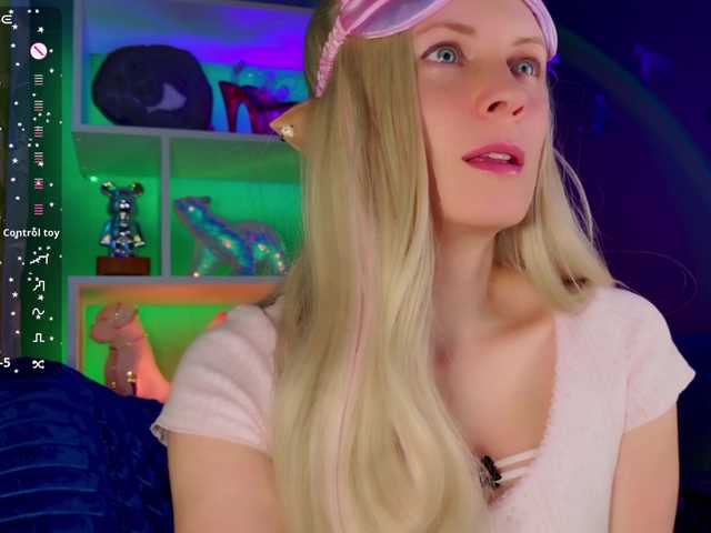 -Fresh-'s BongaCams show and profile