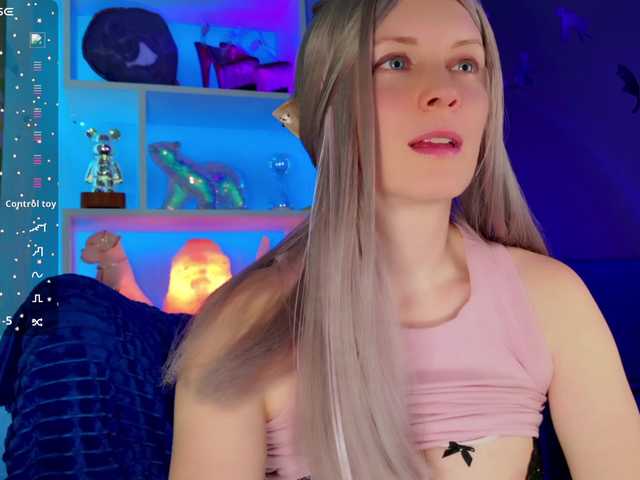 -Fresh-'s BongaCams show and profile