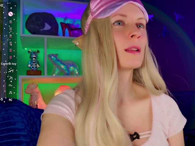 -Fresh-'s BongaCams show and profile