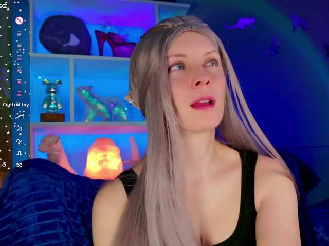 -Fresh-'s BongaCams show and profile