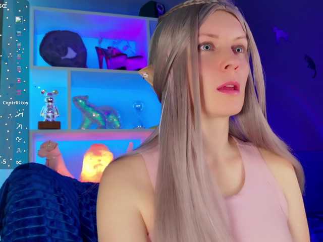 -Fresh-'s BongaCams show and profile