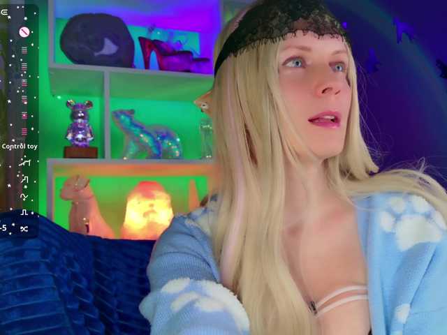 -Fresh-'s BongaCams show and profile