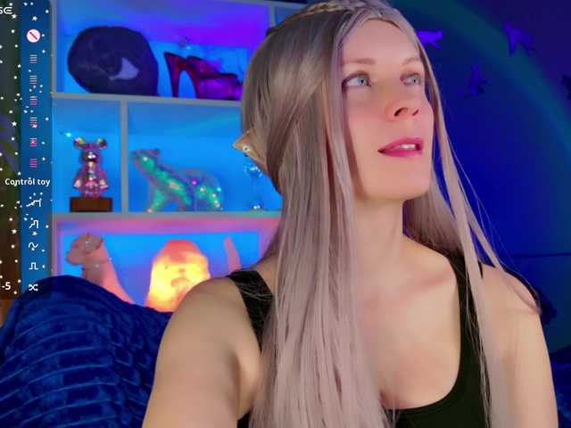 -Fresh-'s BongaCams show and profile