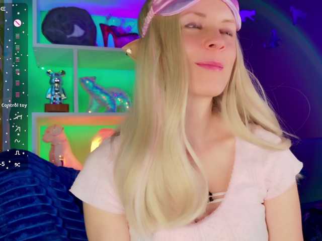 -Fresh-'s BongaCams show and profile