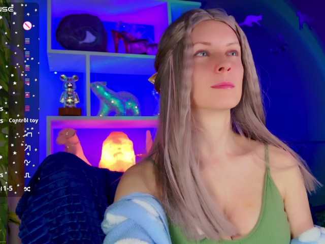 -Fresh-'s BongaCams show and profile