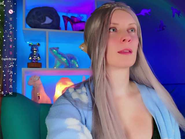 -Fresh-'s BongaCams show and profile